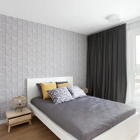 Ms 4 Seasons Iv 格但斯克